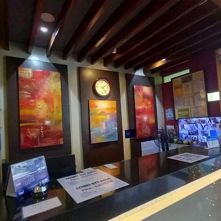 Oyo 1037 Lendes Tourist Inn Main Naga  Exteriér fotografie